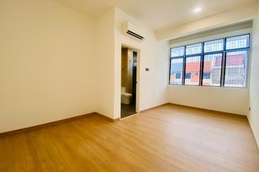 Excellent move in condition,gated guarded