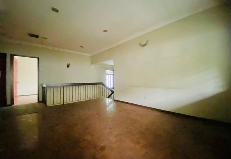 2 storey semi-D, Gated guarded,freehold