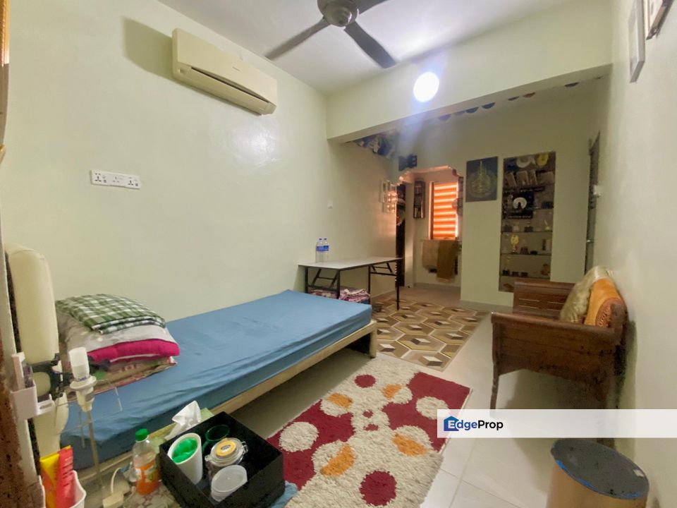 3sty semi-D,gated guarded,5room, Kuala Lumpur, Taman Desa 