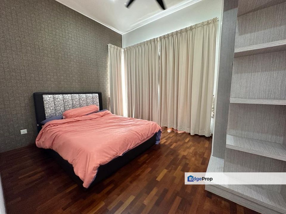 2.5sty semi-D,good condition,park 4 cars, Selangor, Kajang