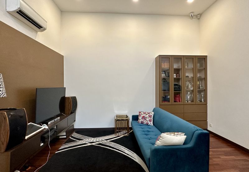 Tiara Hills, Taman Taynton View