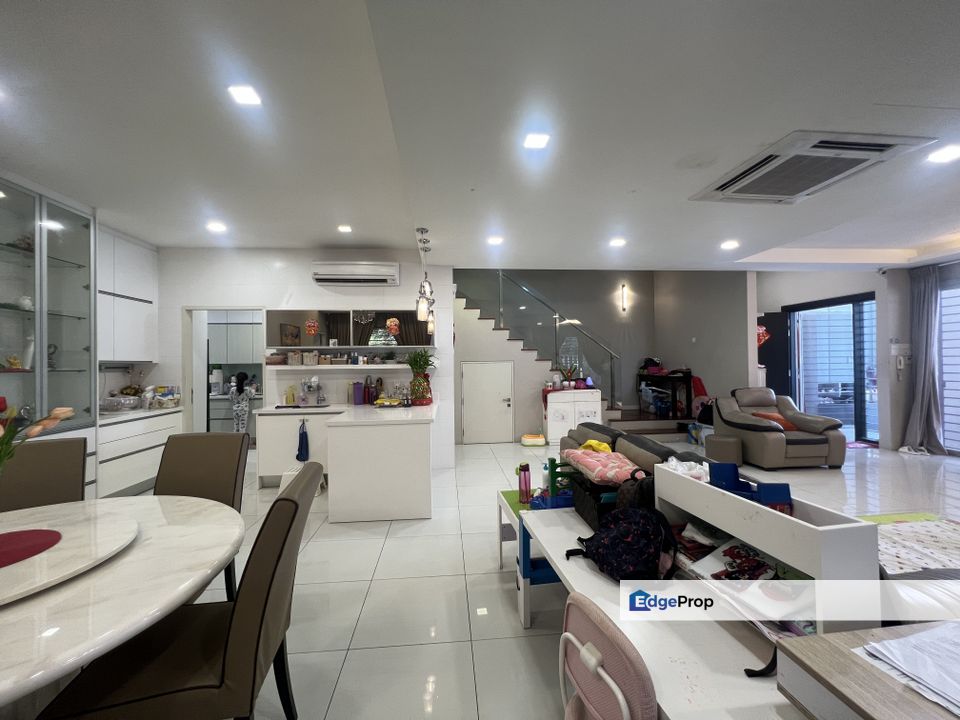 Endlot with big land,3sty semid, Selangor, Cheras