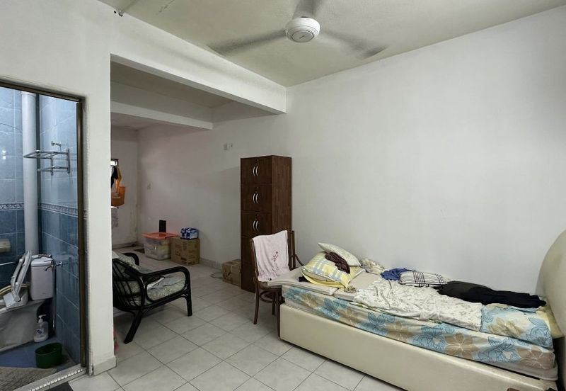 Taman Taynton (Taynton View)