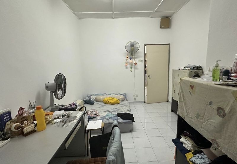 Taman Taynton (Taynton View)