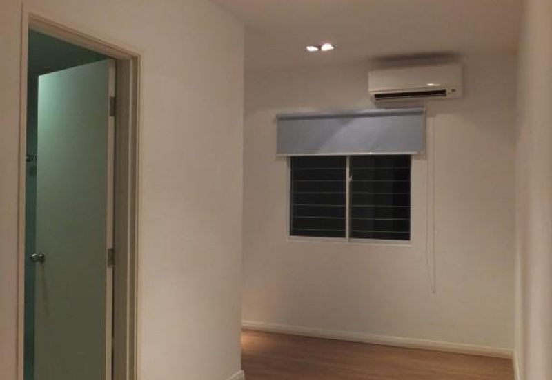 Lake Fields - Meadows and Glades