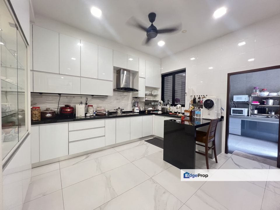 Semi-D,gated guarded,freehold, Kuala Lumpur, Cheras