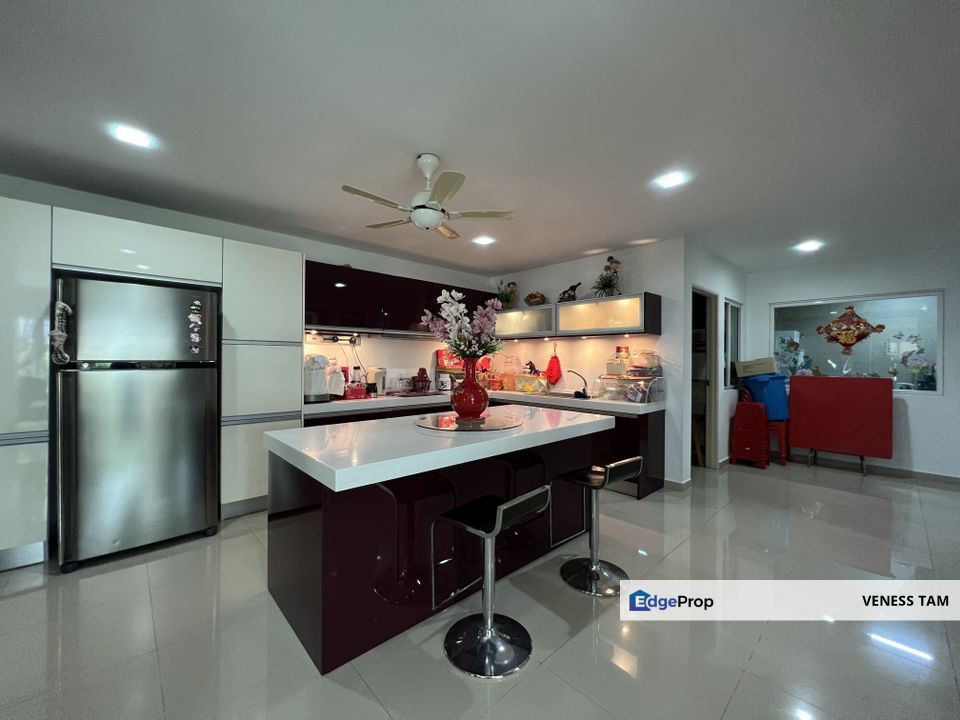 3sty semi-D,well maintained,nice view, Kuala Lumpur, Cheras