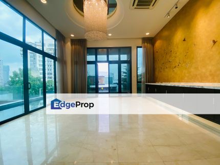 4sty bungalow link villa with lift,klcc view, Kuala Lumpur, Seputeh