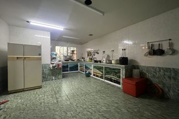 Pinggiran Bukit Segar 