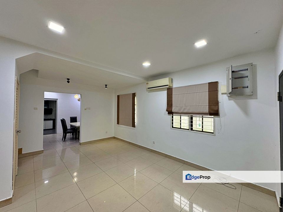 Endlot with land,limited unit,3sty superlink, Kuala Lumpur, Bukit Jalil