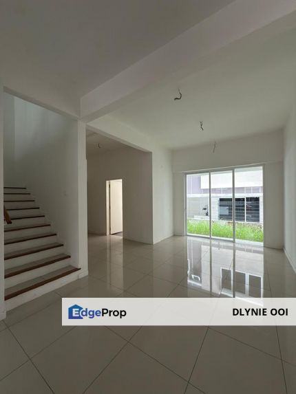 Best Deal 3~Storey Terrace Canary Residence , Kuala Lumpur, Cheras