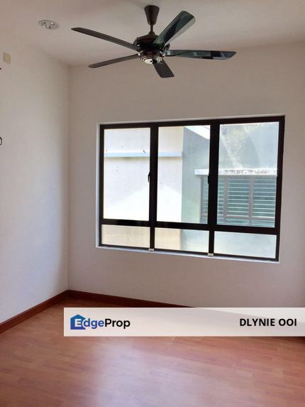 Best Deal 2.5~Storey Semi-D Hijaua Residence Batu 9, Selangor, Batu 9th Cheras