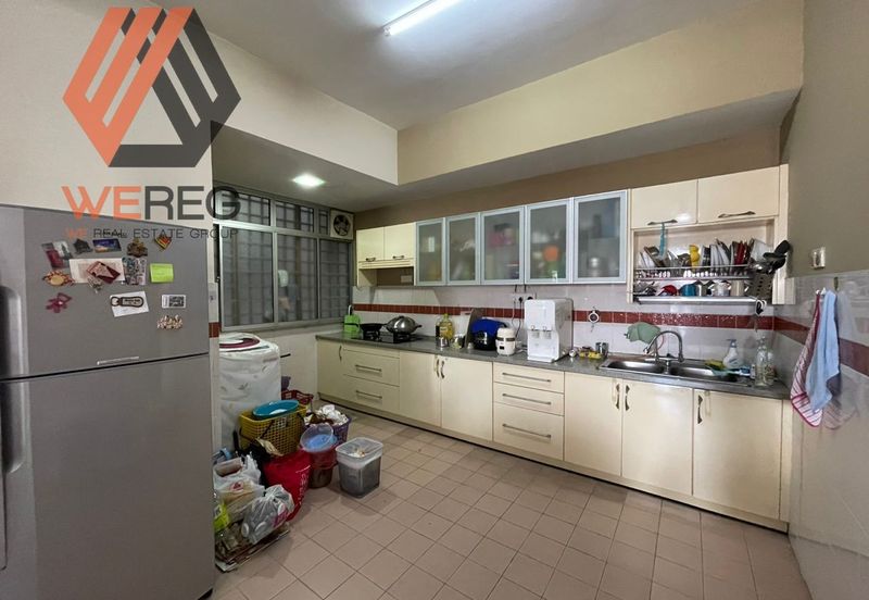 Lakes Condominium, Kota Kemuning RM490K 1230sqft for sale!!