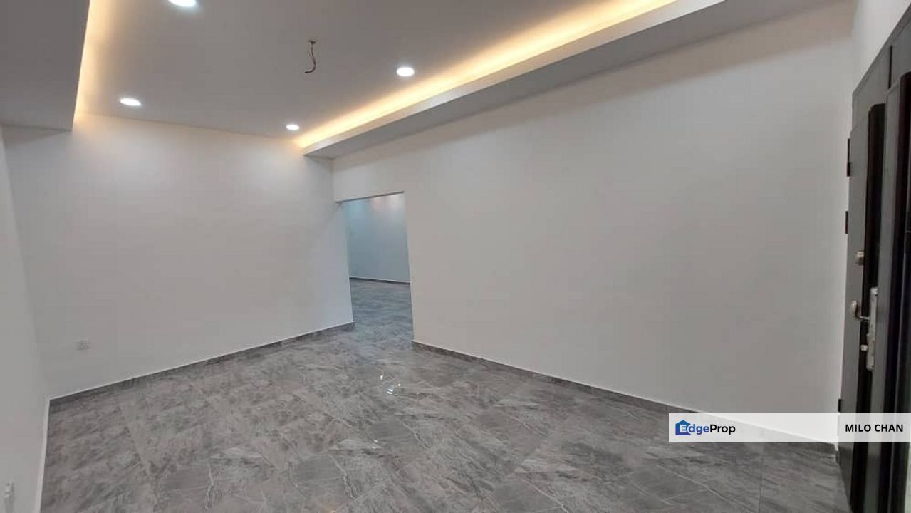 TELUK PULAI SINGLE STOREY 23x70 RM580K, Selangor, Klang