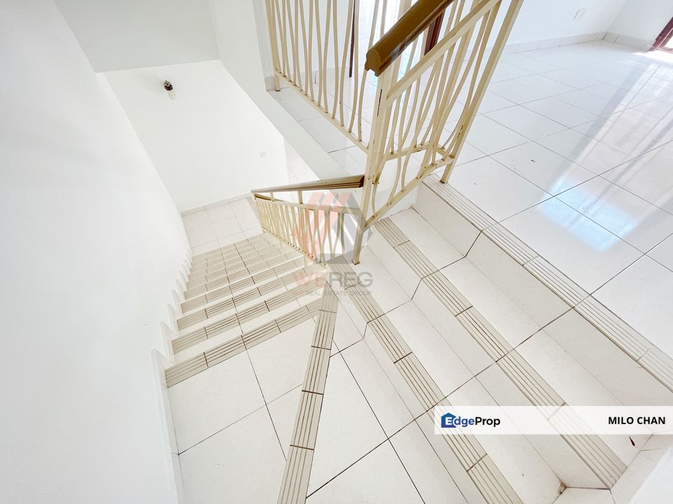 AMAN PERDANA DOUBLE STOREY SEMI-D BASIC UNIT 32X65 RM740K, Selangor, Klang