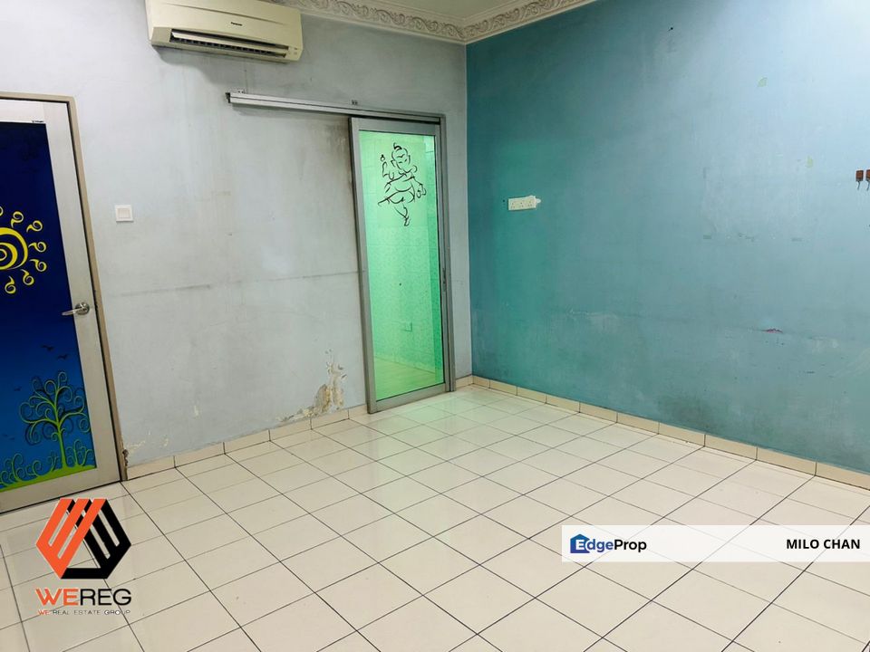 TAMAN SEJAHTERA KLANG DOUBLE STOREY SEMI-D 32X65 RM800K, Selangor, Klang