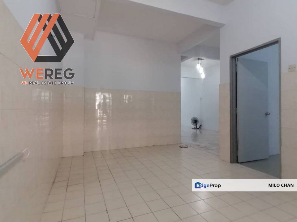 Big size Taman Sentosa double storey house for sale, Selangor, Klang