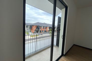 Elemen Residences @ Tropicana Aman