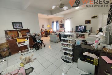 Endlot Kota Kemuning double storey house for sale