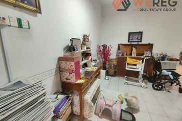 Endlot Kota Kemuning double storey house for sale