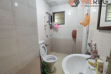 Endlot Kota Kemuning double storey house for sale