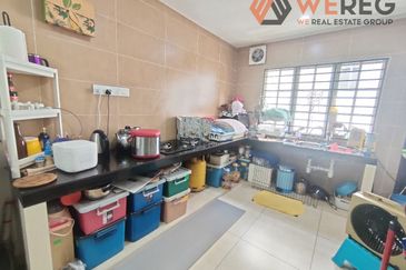 Endlot Kota Kemuning double storey house for sale