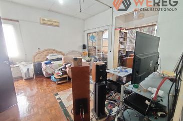 Endlot Kota Kemuning double storey house for sale