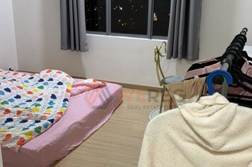 Gravit8 @ Klang South