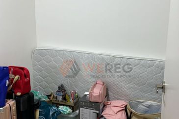 Gravit8 @ Klang South