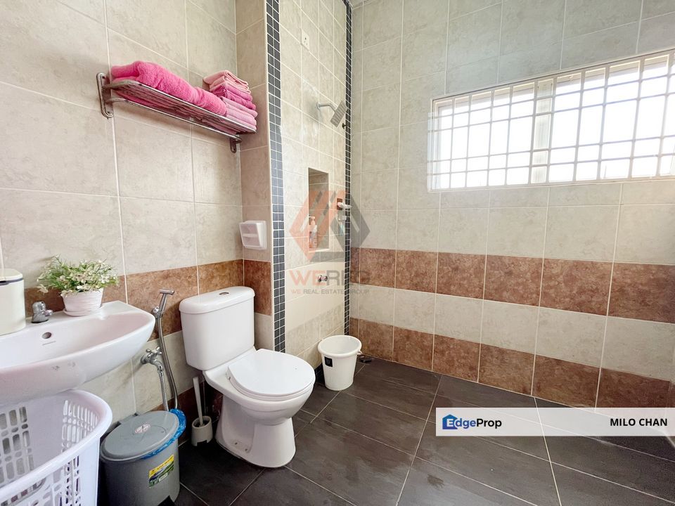 Renovated Semi-d Taman Aman Perdana double storey for sale, Selangor, Klang