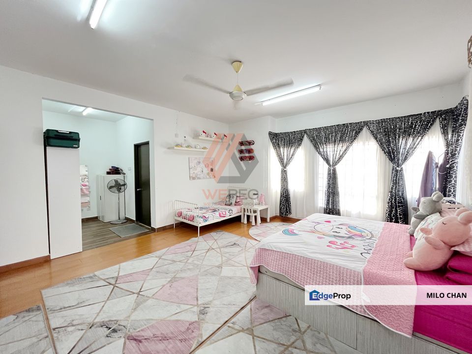 Renovated Semi-d Taman Aman Perdana double storey for sale, Selangor, Klang