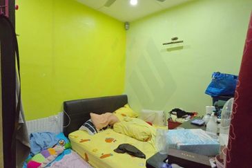 Taman Tepi Sungai ( Taman Teluk Pulai Indah )