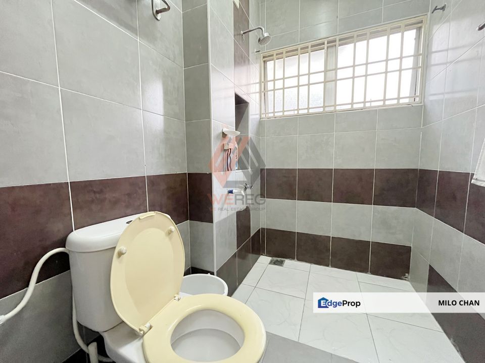 Renovated Taman Aman Perdana semi-d for sale, Selangor, Klang