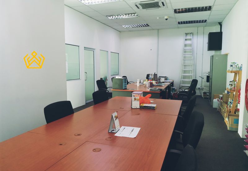 Putra Industrial Park