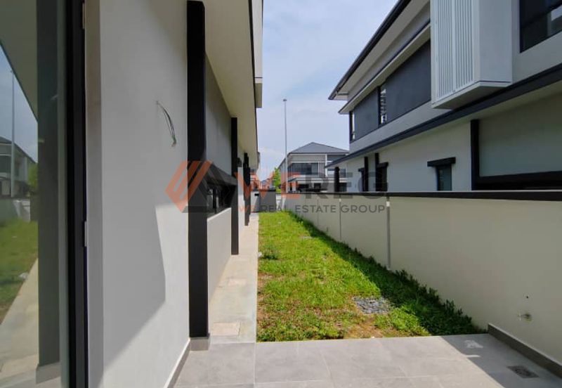 Freesia Residences @ Tropicana Aman