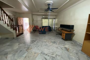 Taman Tepi Sungai ( Taman Teluk Pulai Indah )