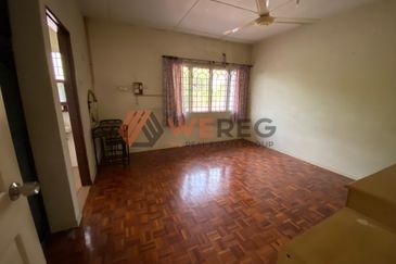 Taman Tepi Sungai ( Taman Teluk Pulai Indah )