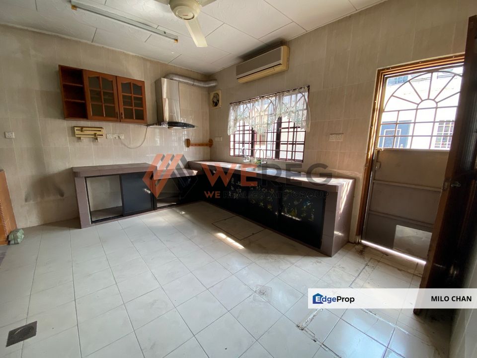 Fully extended double storey Taman Tepi Sungai house for sale, Selangor, Klang