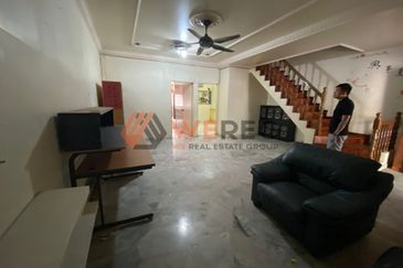 Taman Tepi Sungai ( Taman Teluk Pulai Indah )