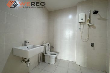 I Residence @ I City