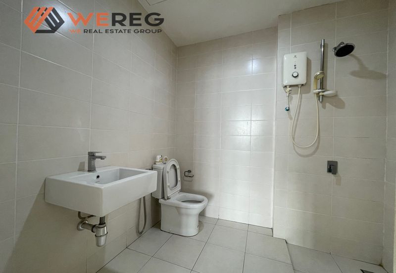 I Residence @ I City