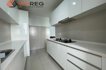 I Residence @ I City