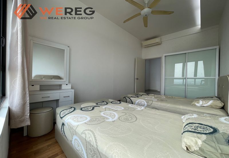 I Residence @ I City