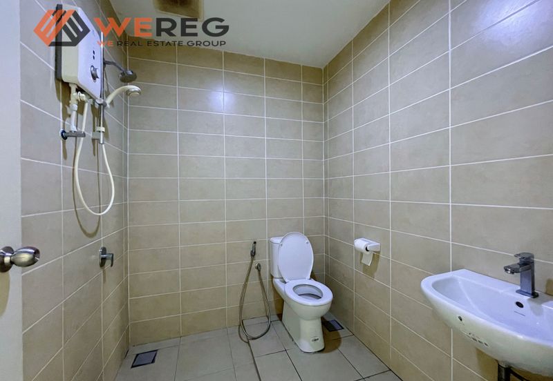 I Residence @ I City