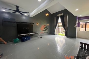 Glenmarie Cove Residence