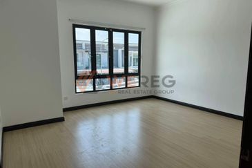 Anggun, Alam Nusantara