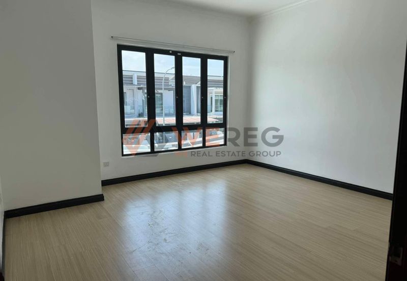 Anggun, Alam Nusantara