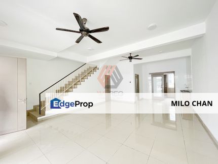 Basic double storey unit Amverton Links house for sale, Selangor, Klang