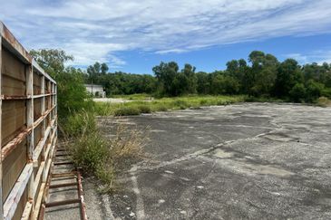 Pulau Indah Industrial Area