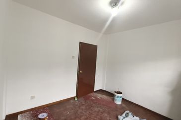 Lily & Jasmine Apartment